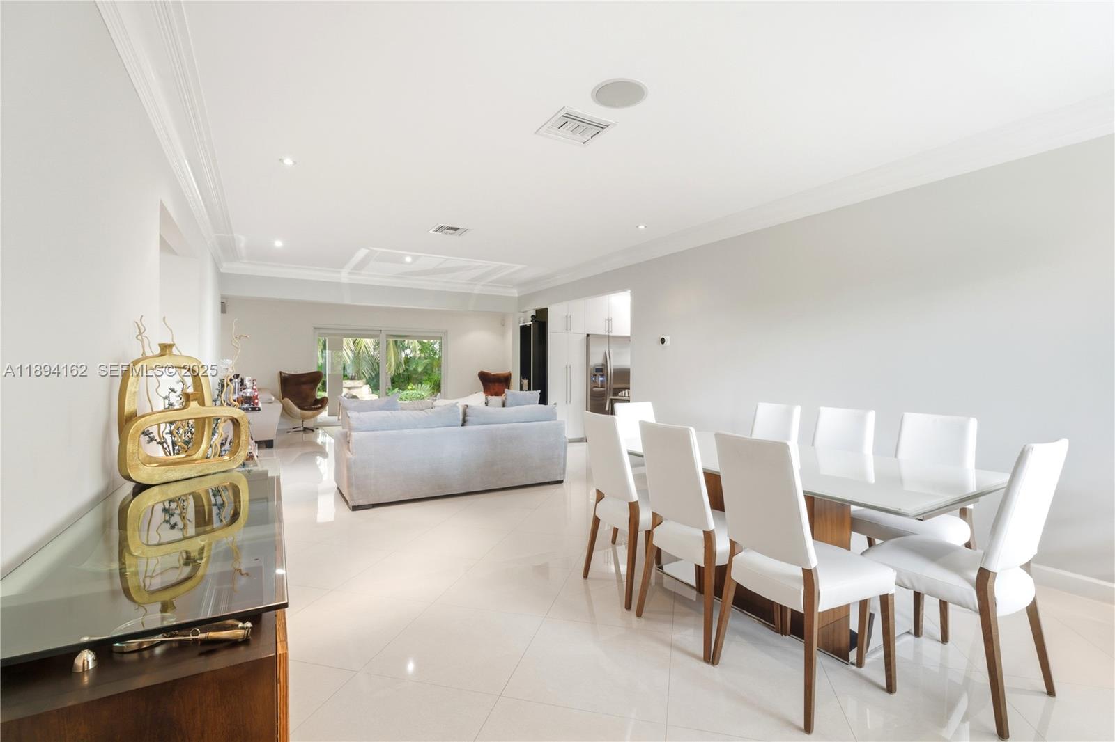 12932 Ixora Road North Miami, FL 33181 - Photo 7 of 21 Gallery Image 7