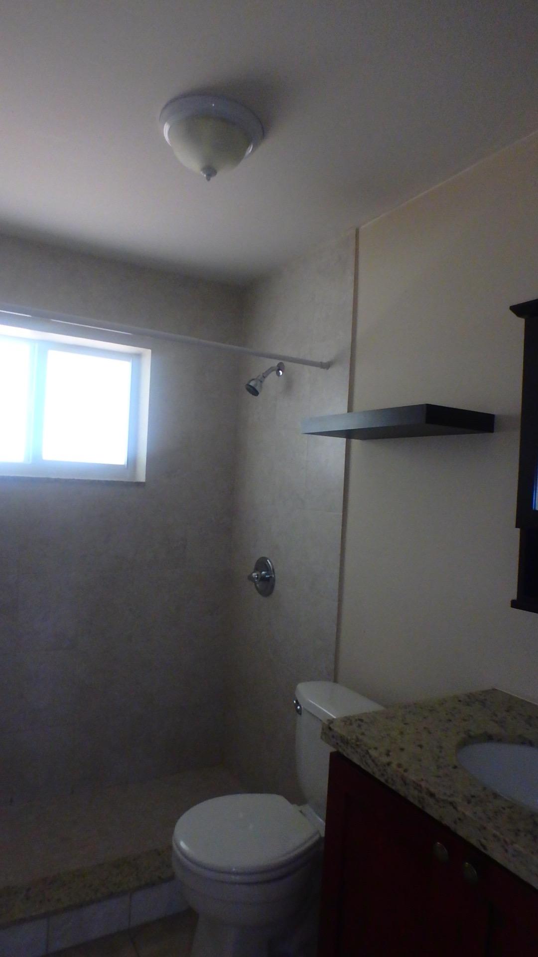 227 West Indies Road Tavernier, FL 33070 - Photo 11 of 15 Large full bath