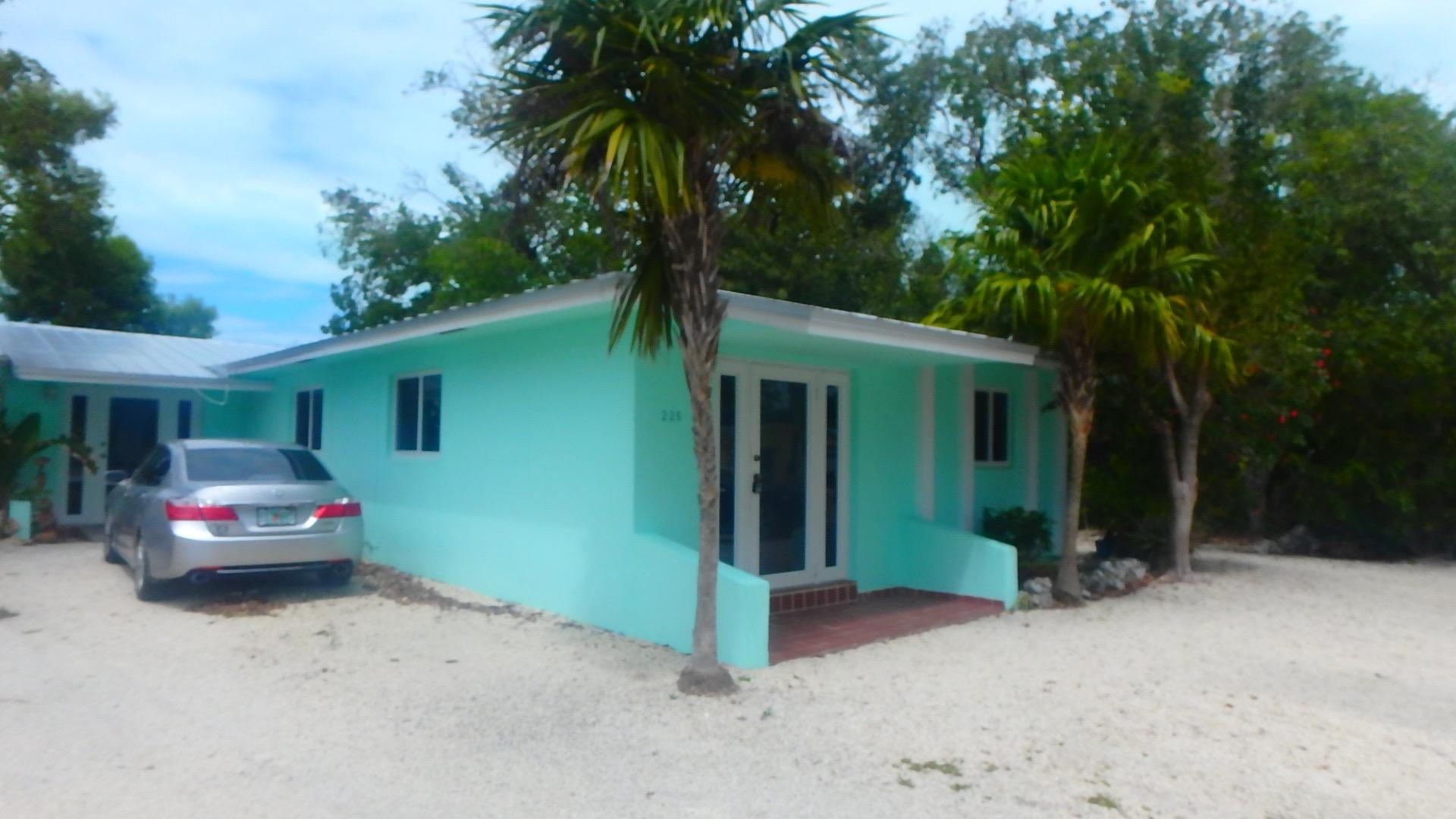 227 West Indies Road Tavernier, FL 33070 - Photo 4 of 15 P3290785
