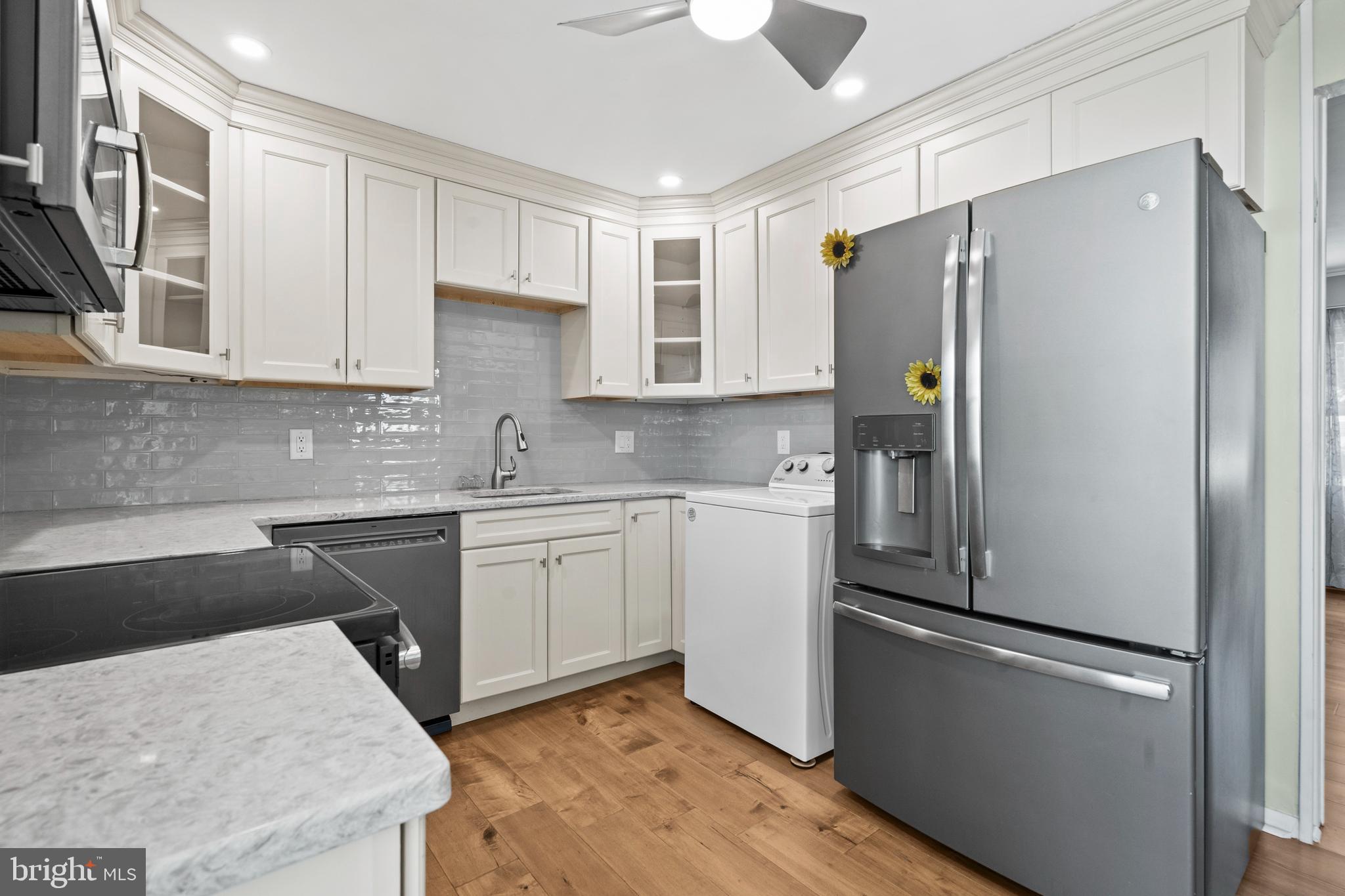 25 Cable Road Levittown, PA 19057 - Photo 6 of 34 Gallery Image 6