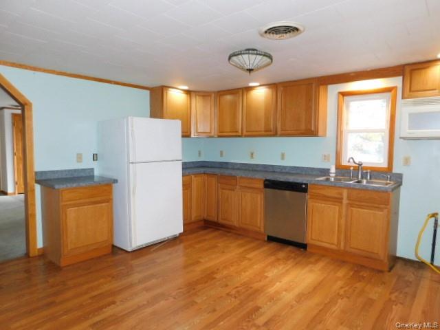 247 Plattekill Ardonia Road Wallkill, NY 12589 - Photo 16 of 20 diff view, appliances not represented