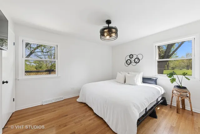 $510,000 | 10S111 Leonard Drive, Willowbrook, IL 60527