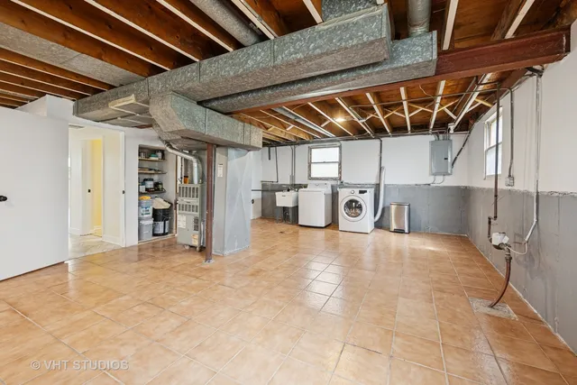 $510,000 | 10S111 Leonard Drive, Willowbrook, IL 60527