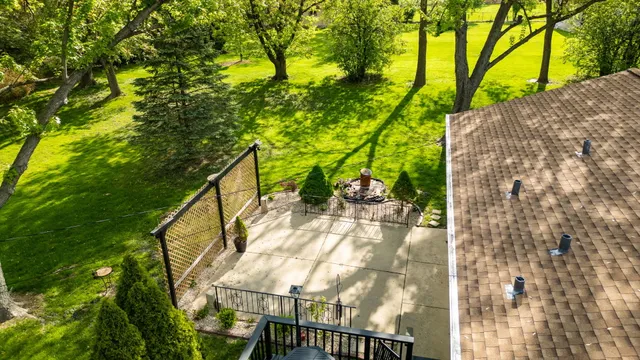 $510,000 | 10S111 Leonard Drive, Willowbrook, IL 60527