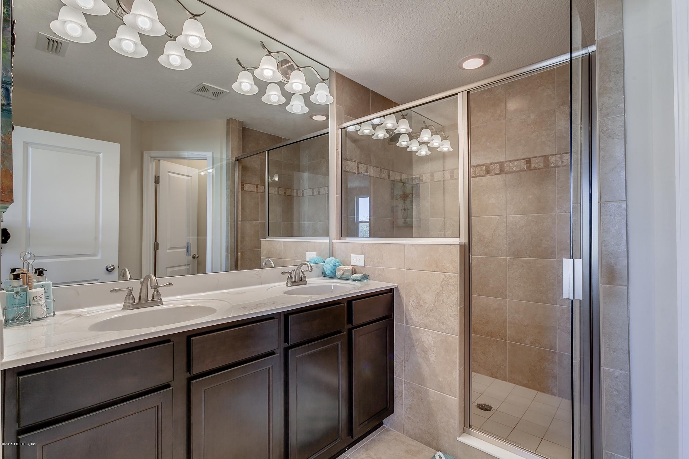 3148 Chestnut Ridge Way, Unit 12A Orange Park, FL 32065 - Photo 20 of 28 Master_Bathroom