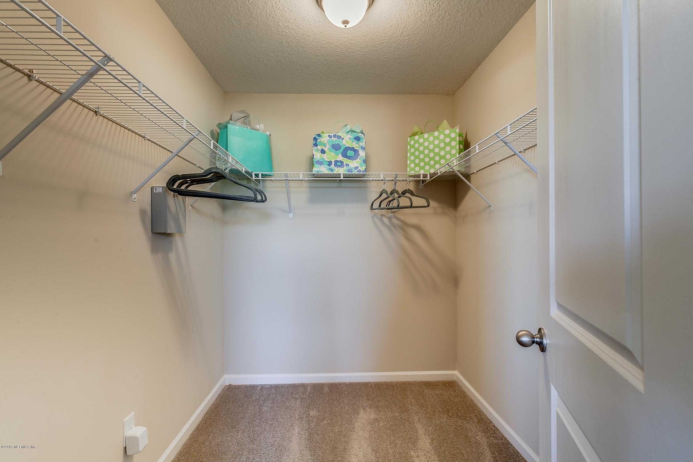 3148 Chestnut Ridge Way, Unit 12A Orange Park, FL 32065 - Photo 23 of 28 Master_Walk-In_Closet