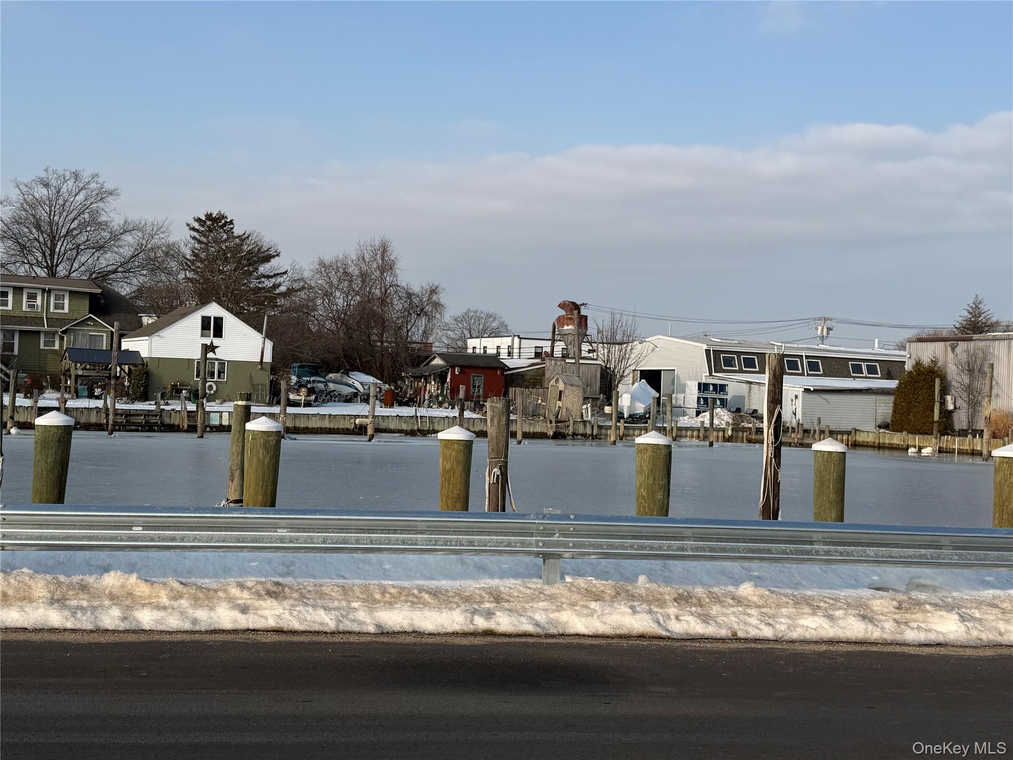 628 Shore Road Lindenhurst, NY 11757 - Photo 7 of 7 a view of a ocean