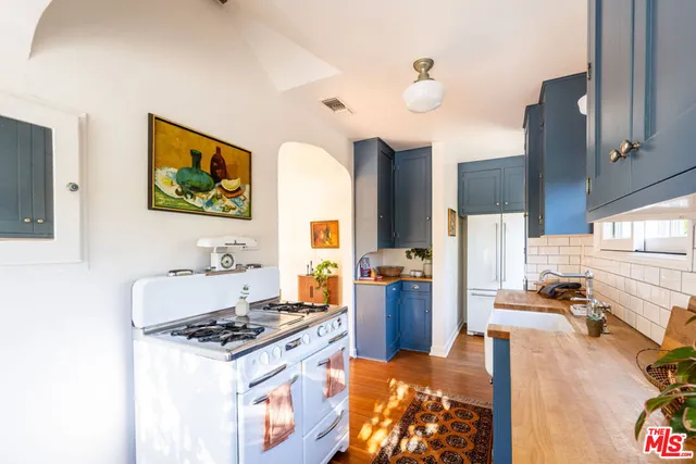 $1,049,000 | 1117 North Avenue 64, Los Angeles, CA 90042