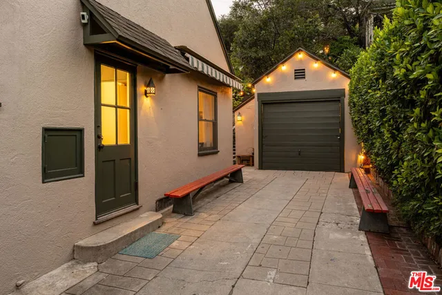 $1,049,000 | 1117 North Avenue 64, Los Angeles, CA 90042