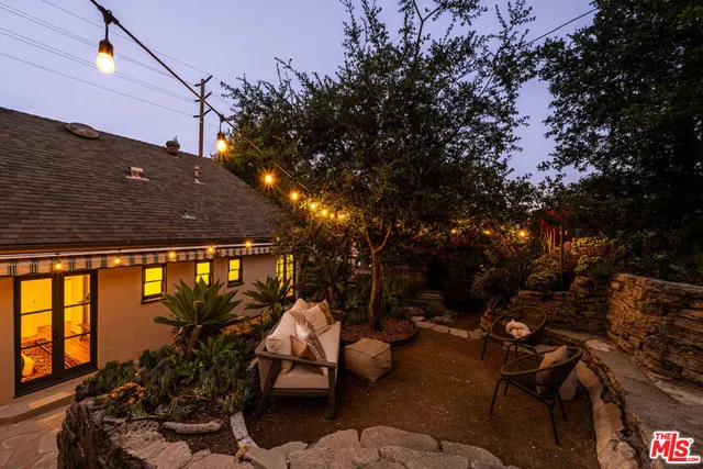 $1,049,000 | 1117 North Avenue 64, Los Angeles, CA 90042