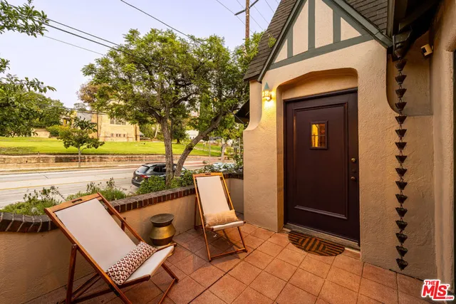 $1,049,000 | 1117 North Avenue 64, Los Angeles, CA 90042