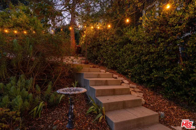 $1,049,000 | 1117 North Avenue 64, Los Angeles, CA 90042