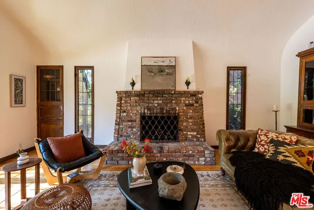 $1,049,000 | 1117 North Avenue 64, Los Angeles, CA 90042