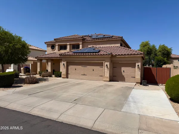 $630,000 | 10610 West Country Club Trail, Peoria, AZ 85383