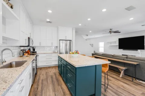 $615,000 | 10610 West Country Club Trail, Peoria, AZ 85383