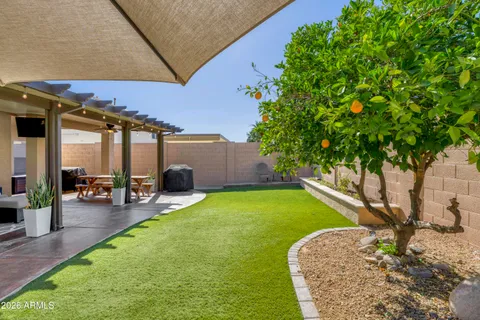 $615,000 | 10610 West Country Club Trail, Peoria, AZ 85383