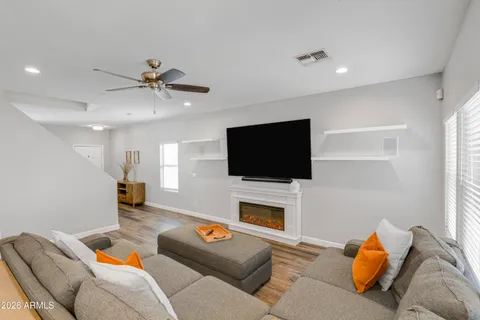 $615,000 | 10610 West Country Club Trail, Peoria, AZ 85383