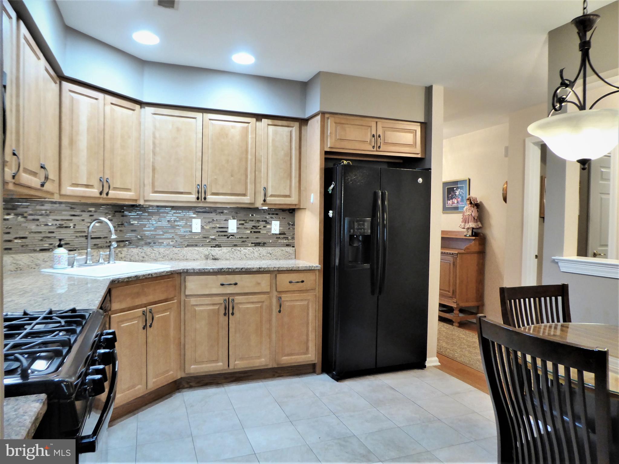 17 Pizzullo Road Hamilton, NJ 08690 - Photo 8 of 28 Granite Countertops