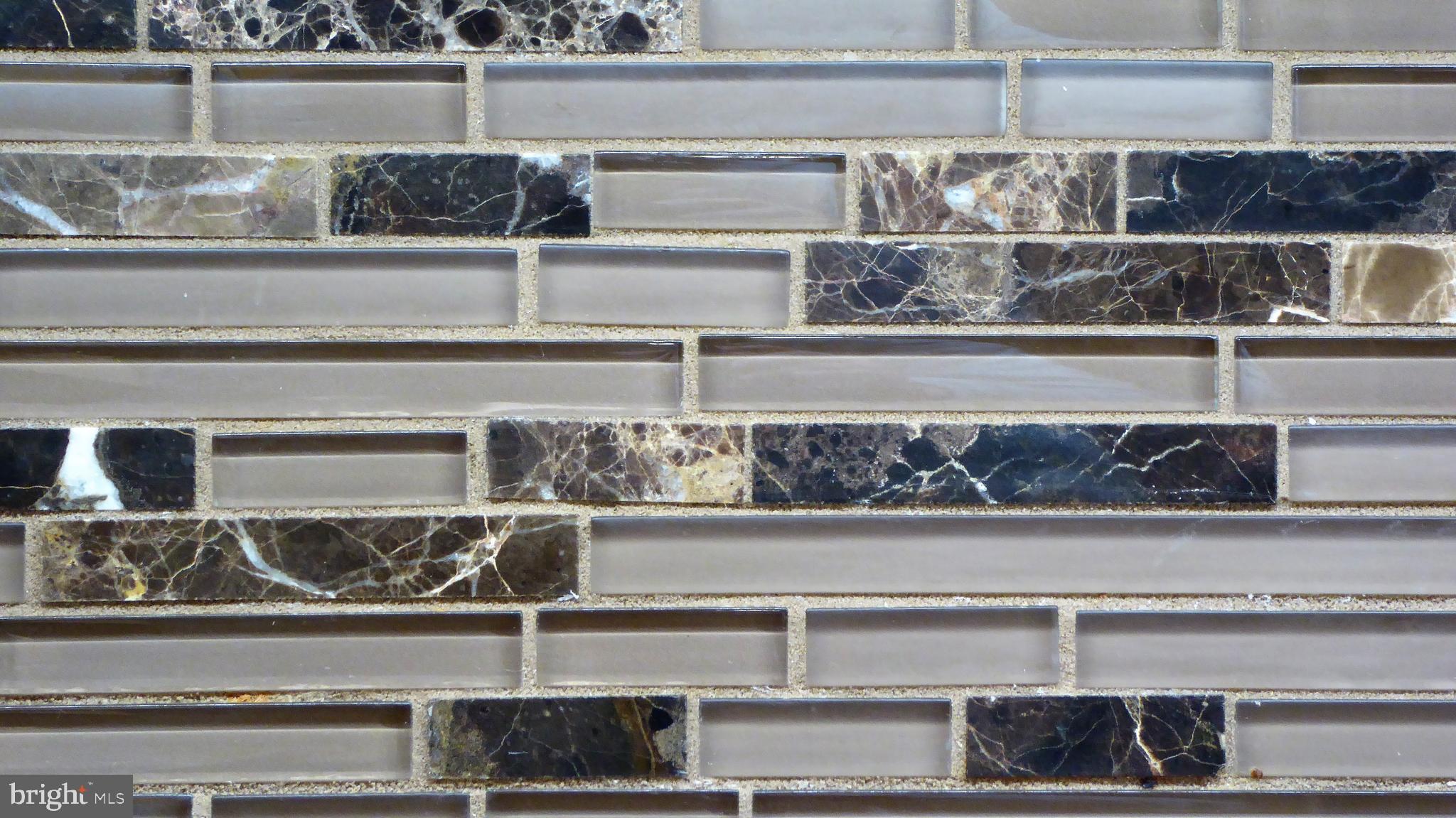 17 Pizzullo Road Hamilton, NJ 08690 - Photo 9 of 28 Tile Backsplash