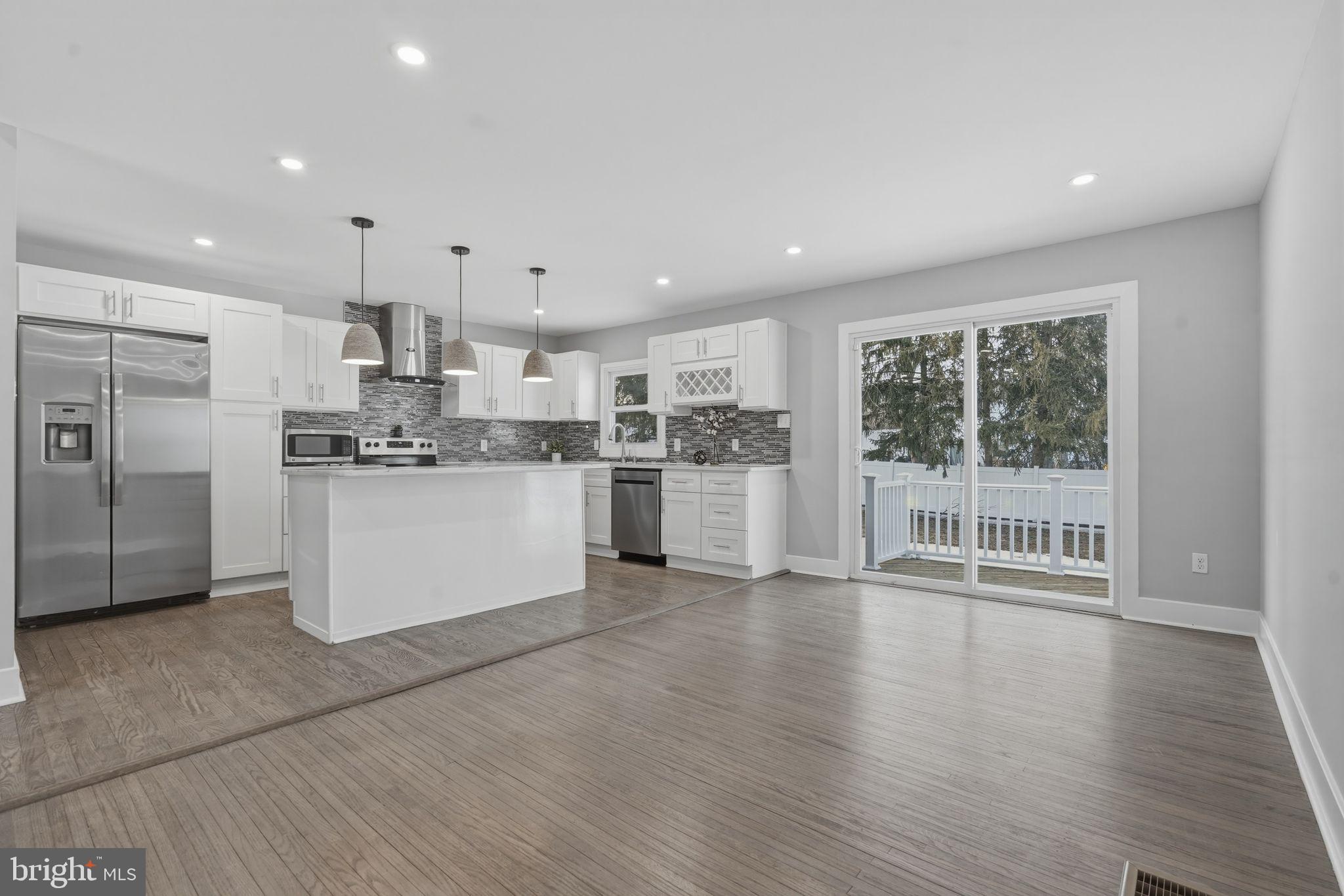 323 Parry Road Cinnaminson, NJ 08077 - Photo 12 of 40