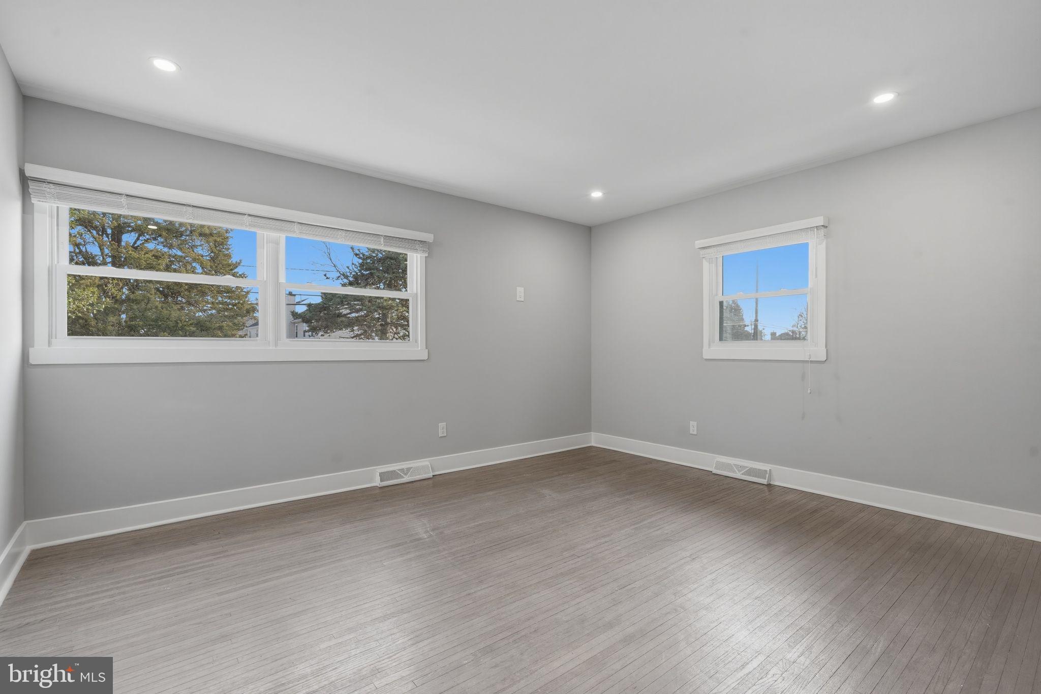 323 Parry Road Cinnaminson, NJ 08077 - Photo 19 of 40