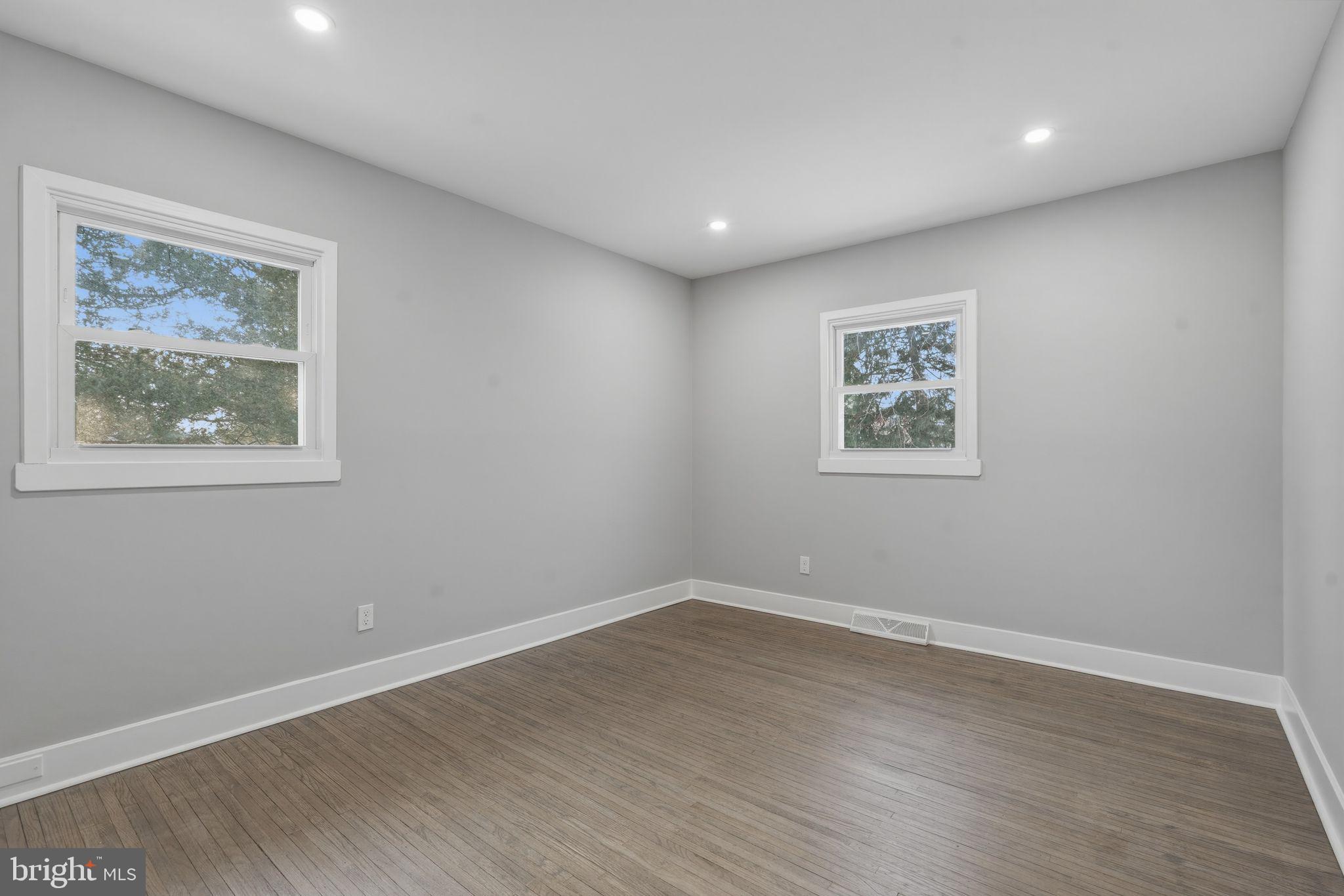 323 Parry Road Cinnaminson, NJ 08077 - Photo 26 of 40