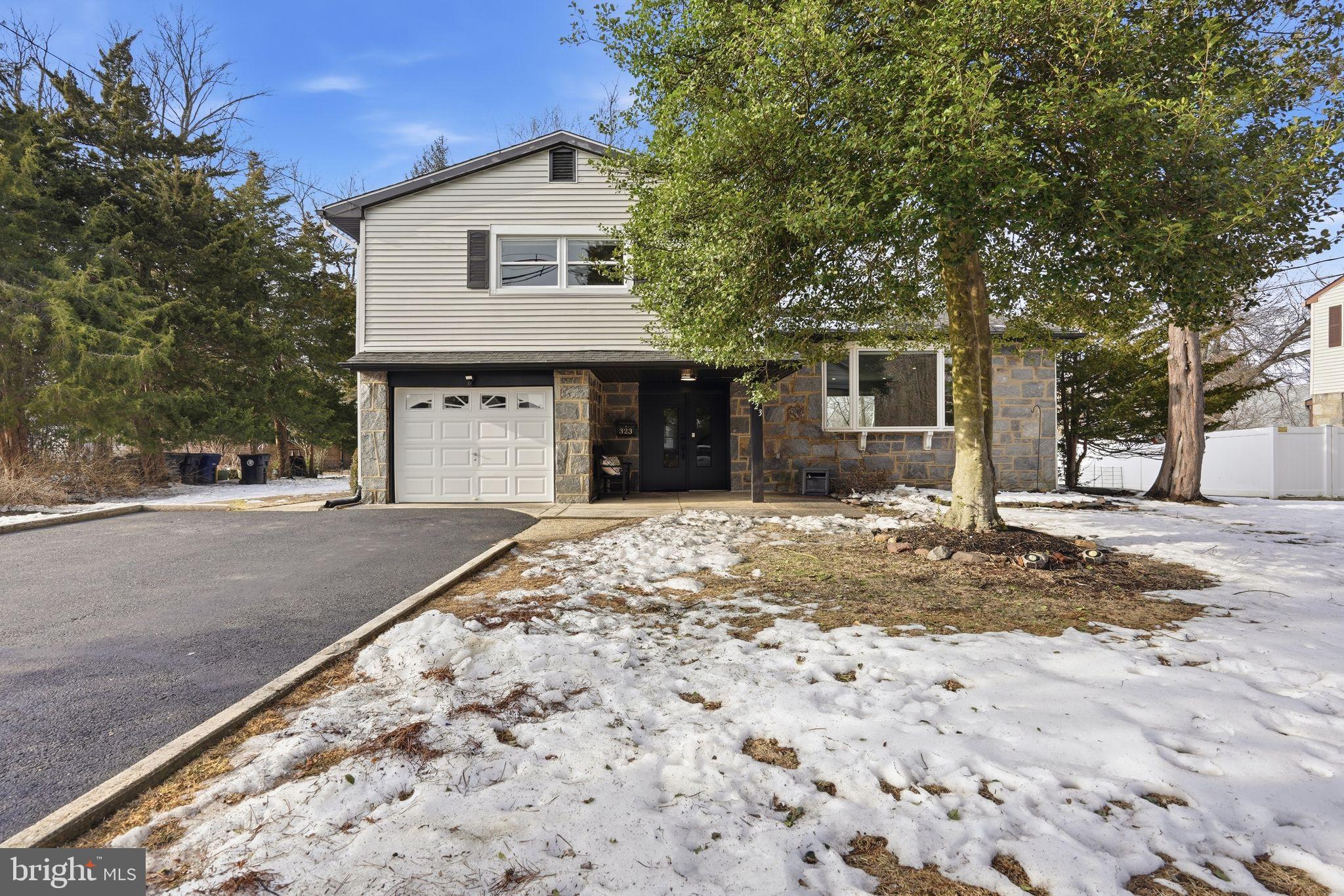 323 Parry Road Cinnaminson, NJ 08077 - Photo 4 of 40