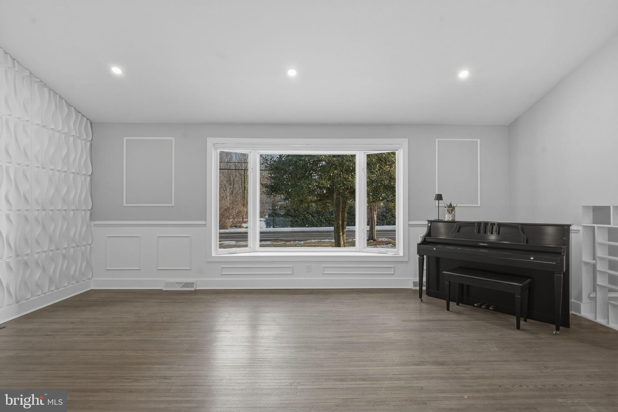 323 Parry Road Cinnaminson, NJ 08077 - Photo 10 of 40