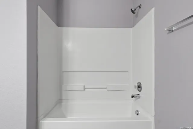 $249,999 | 9819 Hawk Shore, Converse, TX 78109