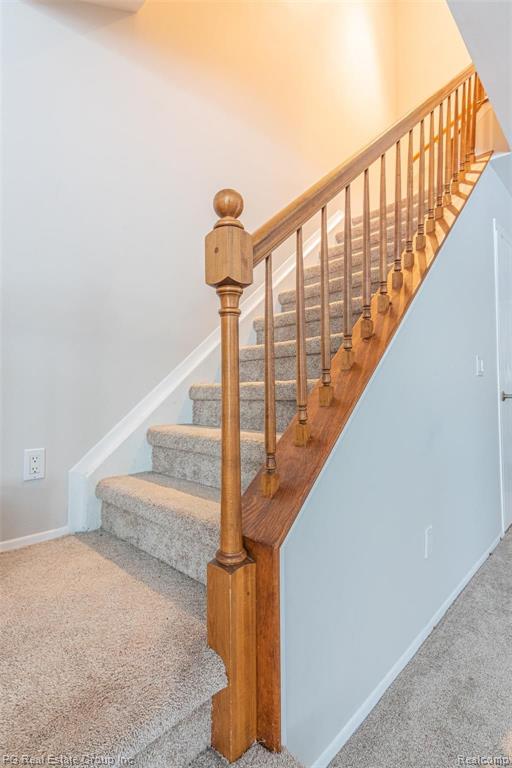 554 Tennyson Rochester Hills, MI 48307 - Photo 17 of 28