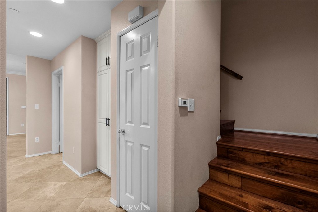 20433 Paseo Cresta Porter Ranch, CA 91326 - Photo 21 of 45