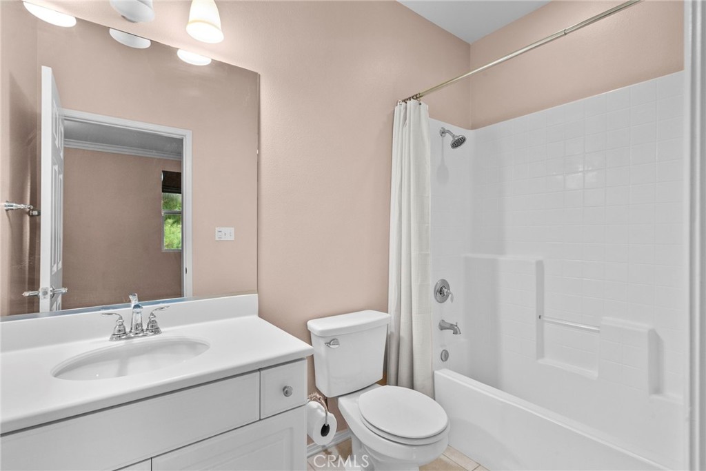 20433 Paseo Cresta Porter Ranch, CA 91326 - Photo 26 of 45