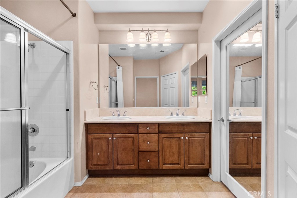 20433 Paseo Cresta Porter Ranch, CA 91326 - Photo 32 of 45