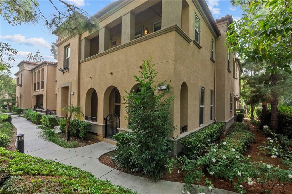 20433 Paseo Cresta Porter Ranch, CA 91326 - Photo 37 of 45