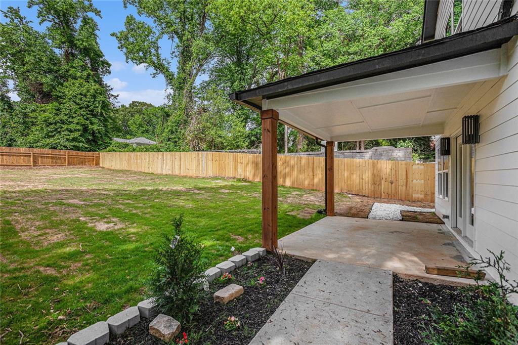 1721 South Gordon Street Southwest Atlanta, GA 30310 - Photo 42 of 44 a view of a backyard with garden