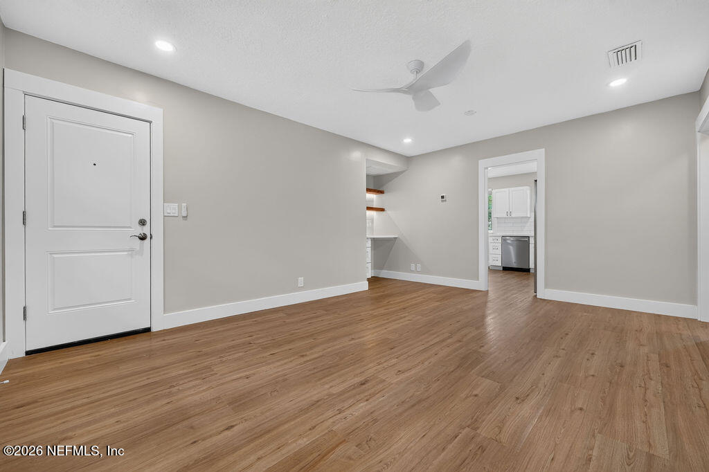 2247 Riverside Avenue, Unit 6 Jacksonville, FL 32204 - Photo 5 of 23 2247RiversideAveJacksonvilleFL2ndvisit-4
