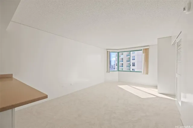 $308,000 | 1314 Kalakaua Avenue, Unit 908, Honolulu, HI 96826