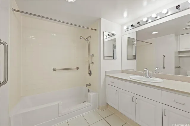 $308,000 | 1314 Kalakaua Avenue, Unit 908, Honolulu, HI 96826