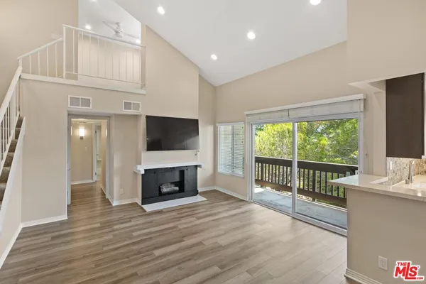 $4,150 | 12309 Summertime Lane, Culver City, CA 90230