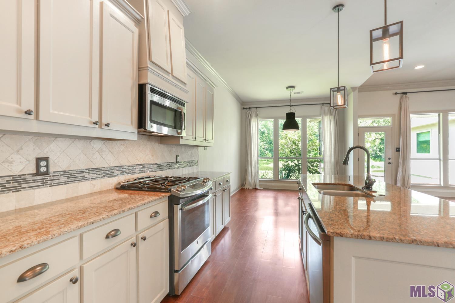 8323 Valencia Court Baton Rouge, LA 70820 - Photo 11 of 31 Gallery Image 11