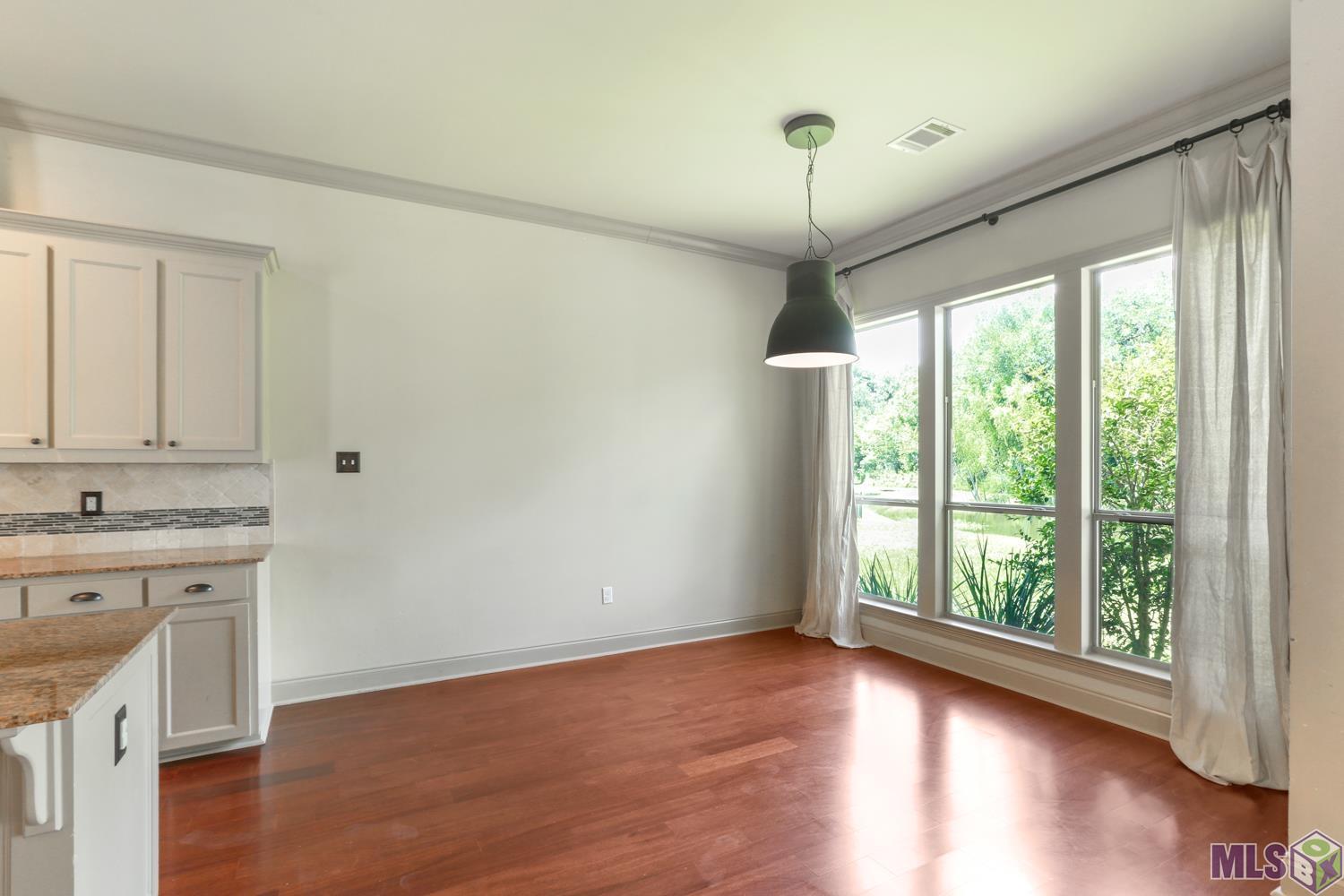8323 Valencia Court Baton Rouge, LA 70820 - Photo 13 of 31 Gallery Image 13