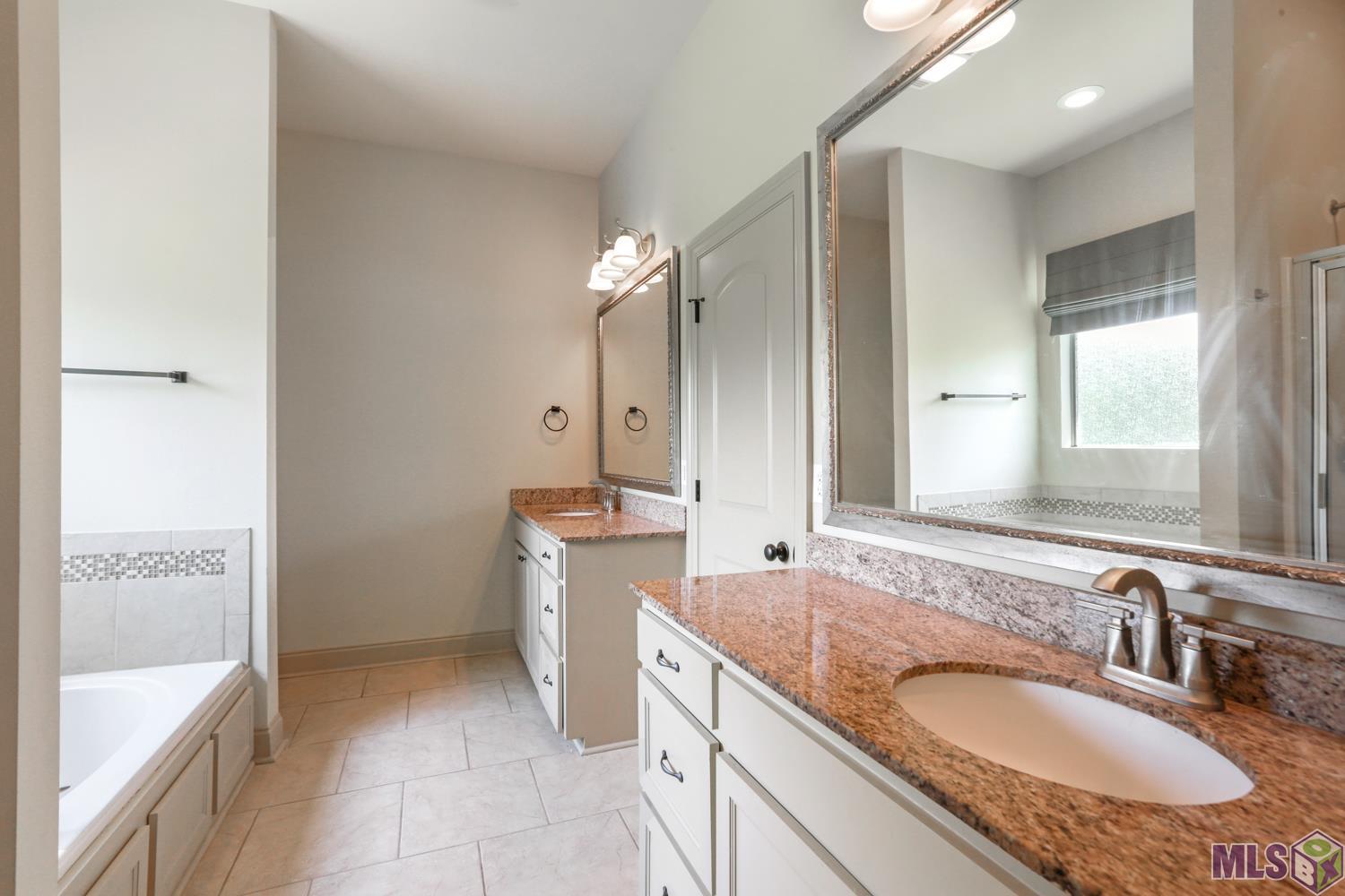 8323 Valencia Court Baton Rouge, LA 70820 - Photo 17 of 31 Gallery Image 17