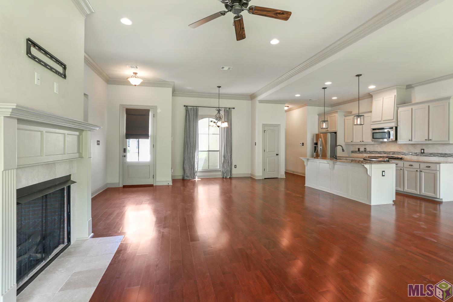 8323 Valencia Court Baton Rouge, LA 70820 - Photo 5 of 31 Gallery Image 5