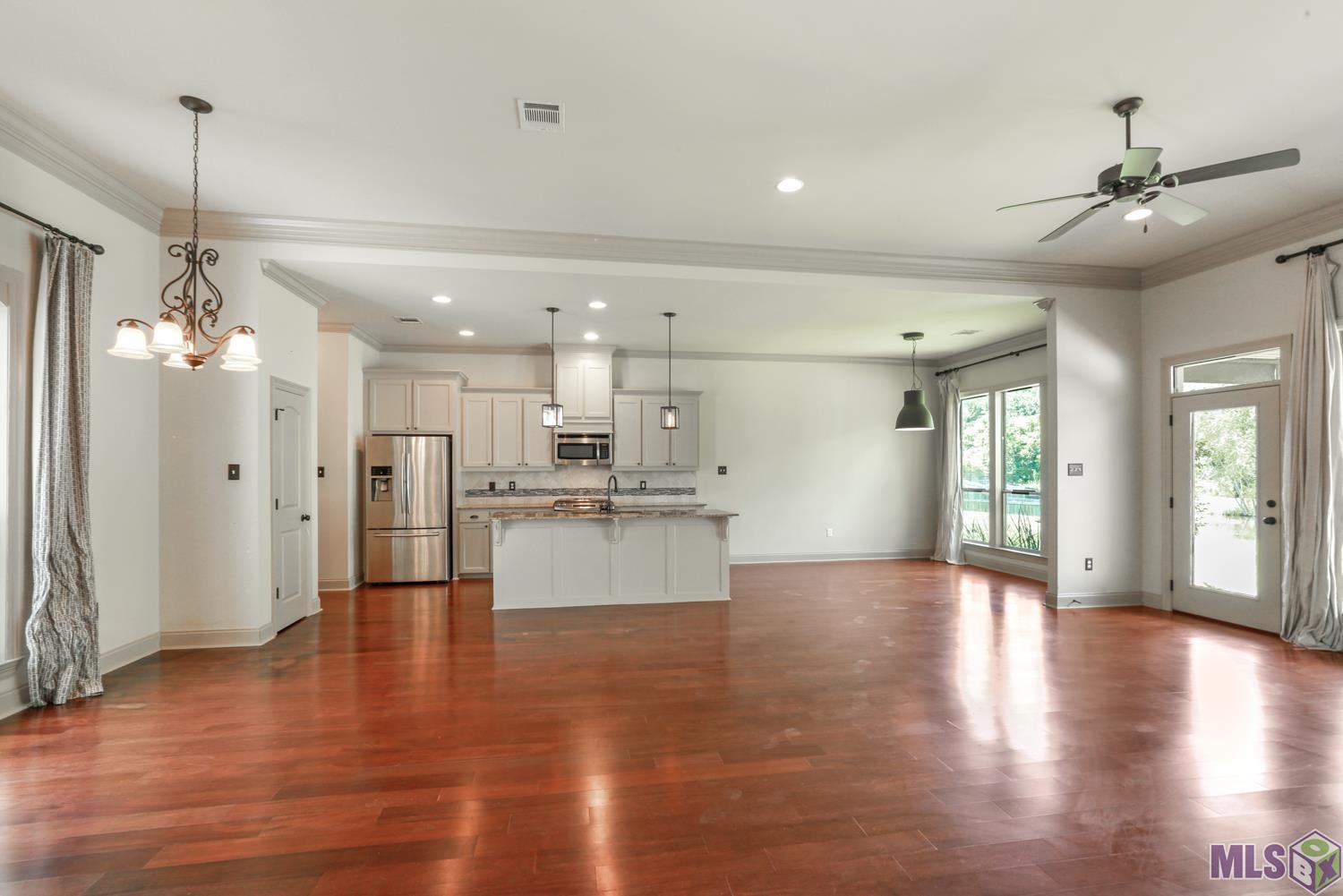 8323 Valencia Court Baton Rouge, LA 70820 - Photo 7 of 31 Gallery Image 7