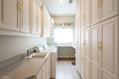 $2,800,000 | 12192 Afton Lane, Santa Ana, CA 92705