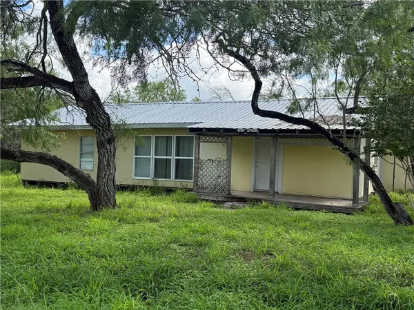 $95,000 | 170 Navaho Drive, Sandia, TX 78383