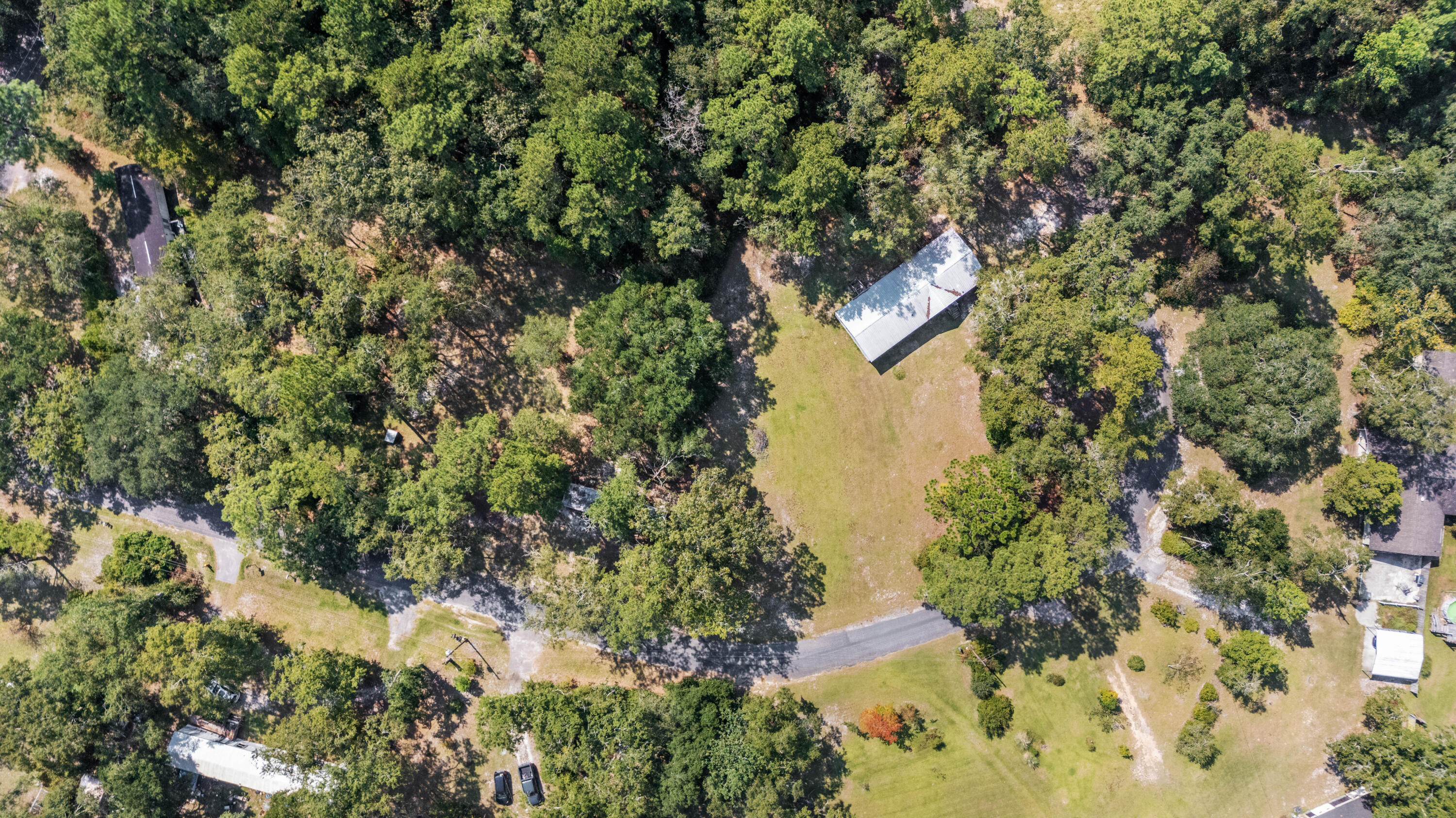 197 Davis Circle Walterboro, SC 29488 - Photo 32 of 33 DJI_20250918114542_0495_D