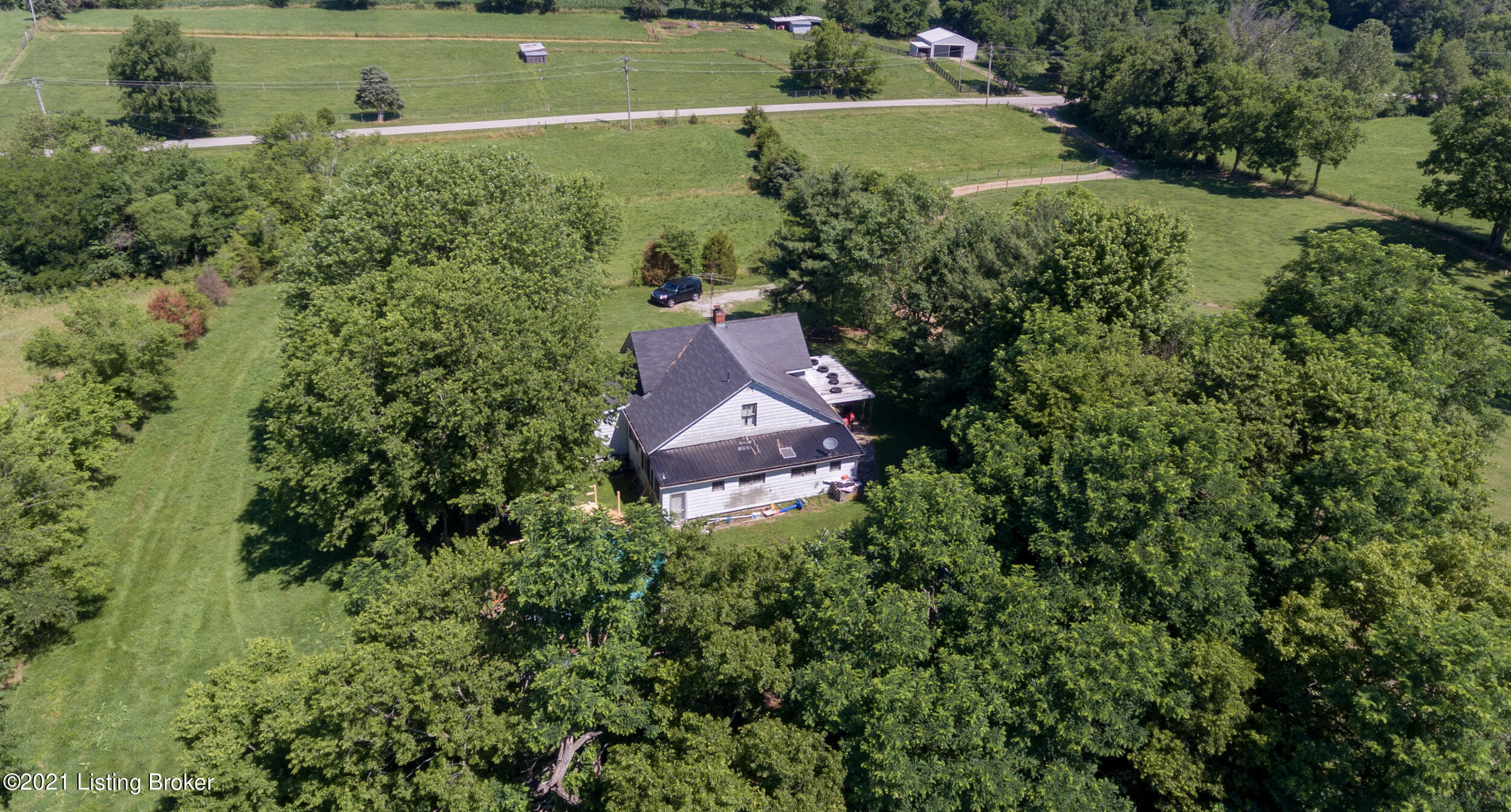 5040 Valley Hill Road Springfield, KY 40069 - Photo 24 of 27 024