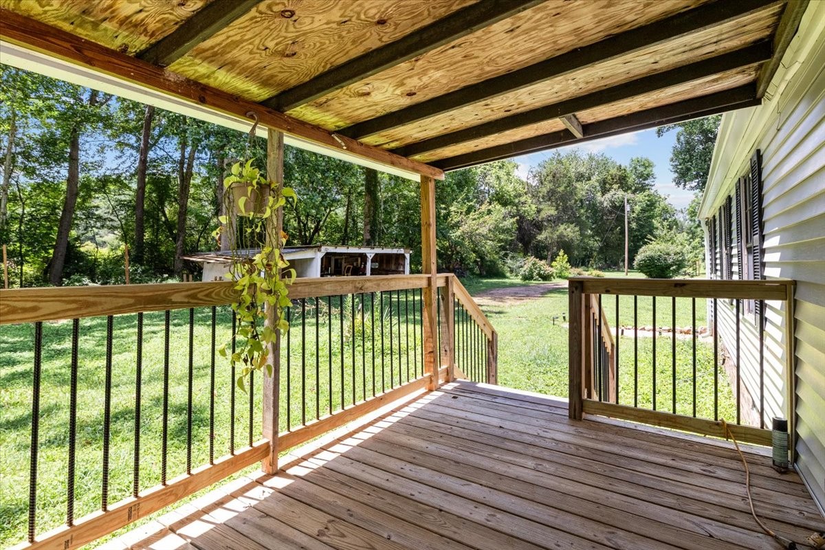 1227 Brushy Road Centerville, TN 37033 - Photo 36 of 60