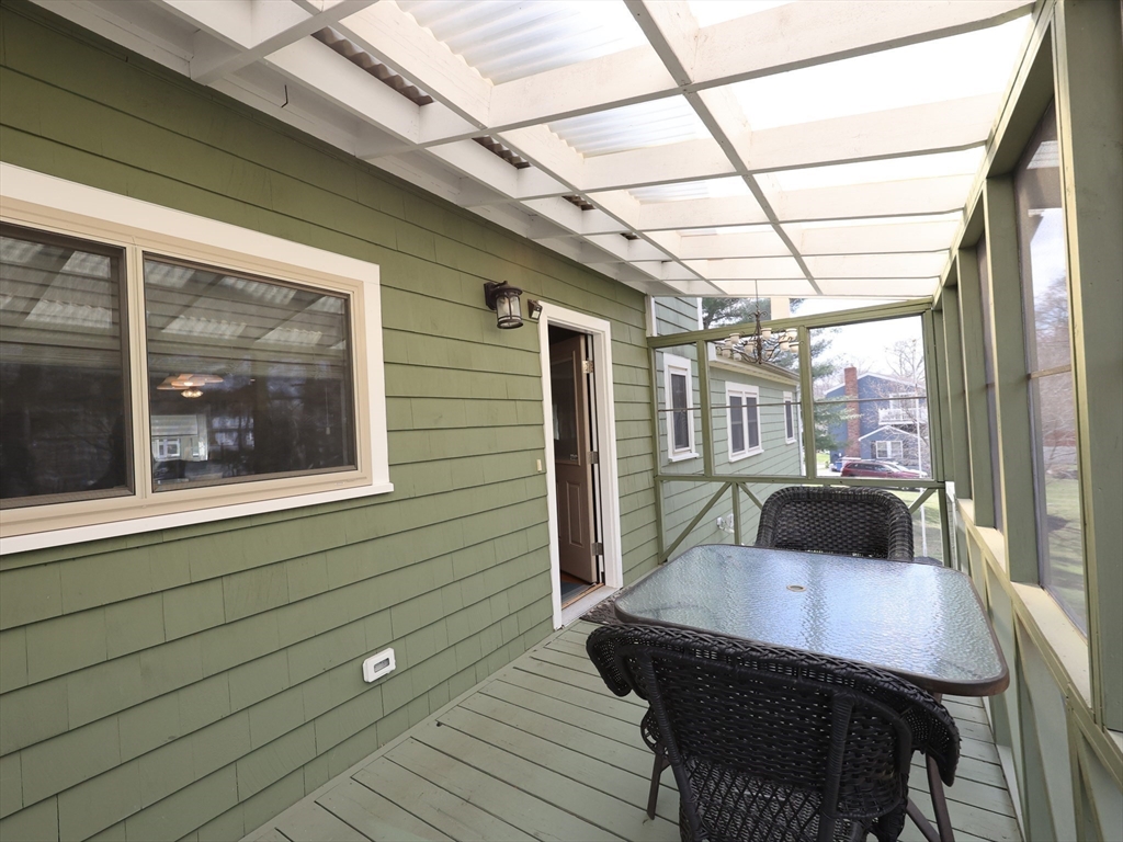 24 Talbot Street Saugus, MA 01906 - Photo 20 of 41